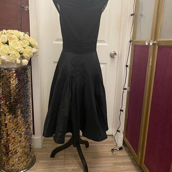 Tadashi collection dress, size 10 - Picture 6 of 11